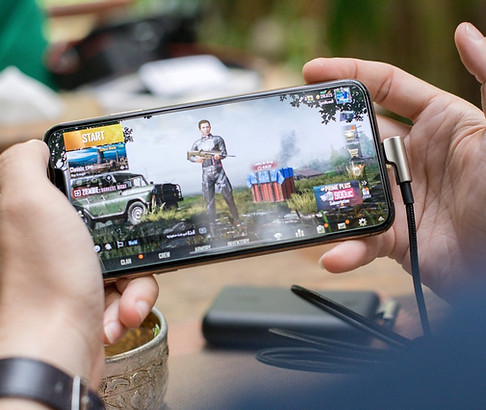 Vote-now-Do-you-play-games-on-your-phone.jpg
