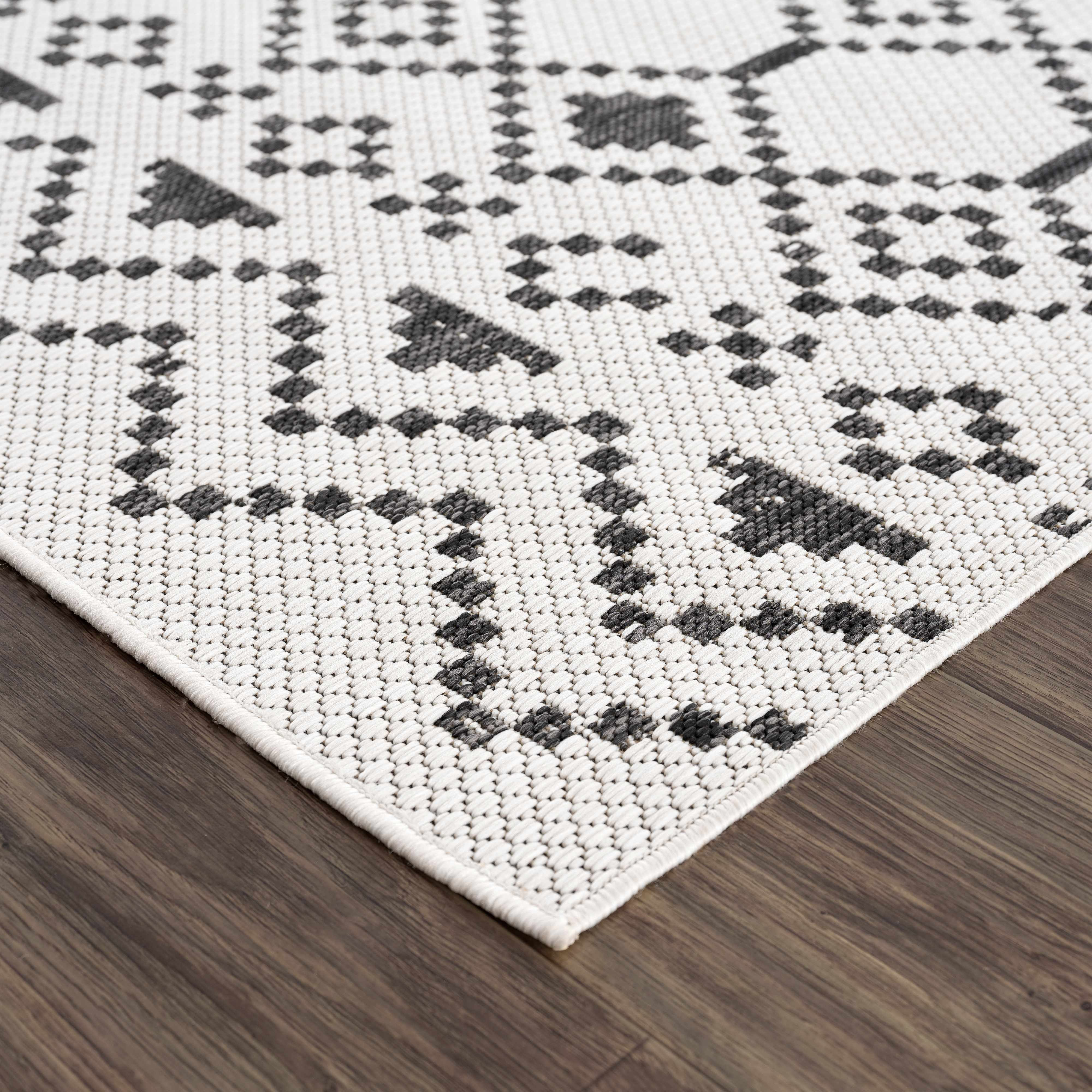 Haynesville Moroccan Design Pixel Rug - Clearance