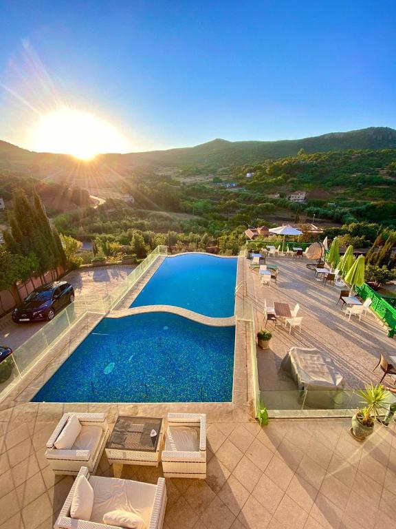 dar zayane stay in atlas mountains morocco