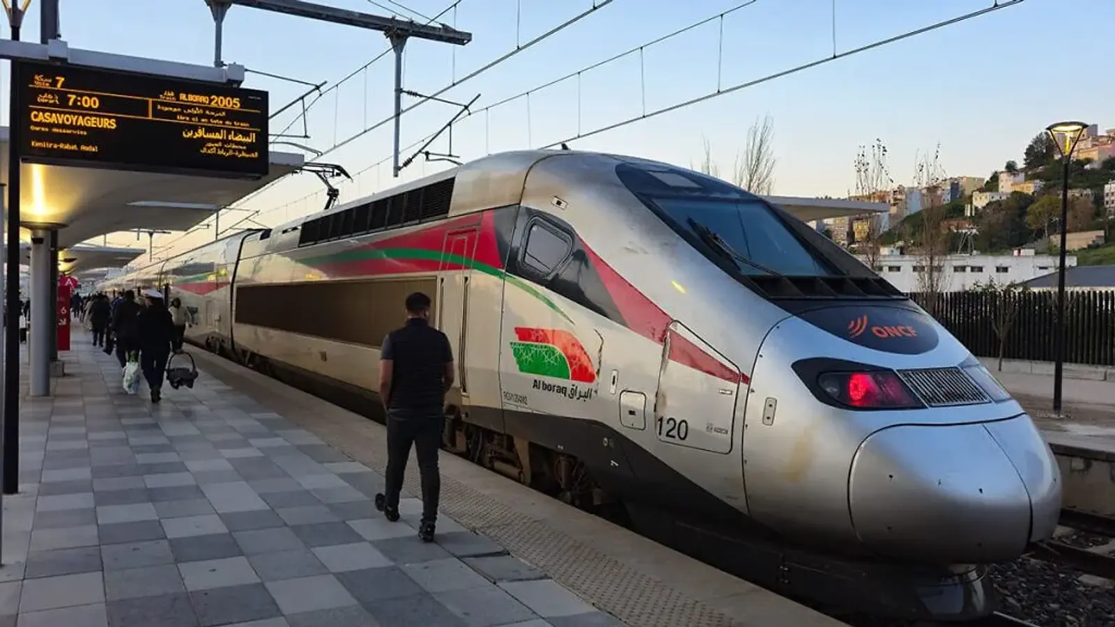 How to Travel Between Cities in Morocco