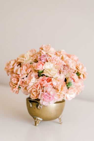 Understanding the Average Cost of Wedding Flowers, From Bouquets to Reception Table Settings : Advice from a Sarasota wedding photographer.