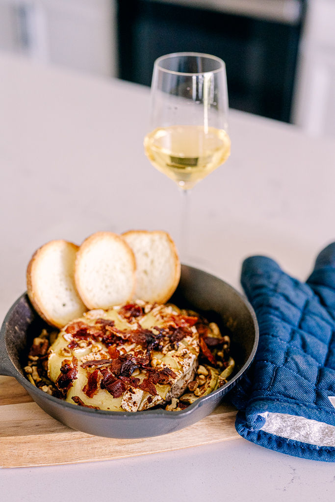 Tampa Food Photographer Nina Bashaw Shares Baked Brie with Granny Smith Apples, Bacon, Honey, and Cinnamon Recipe