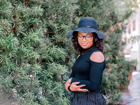 When is the best time to schedule your senior portraits? Charlotte photographer Nina Bashaw