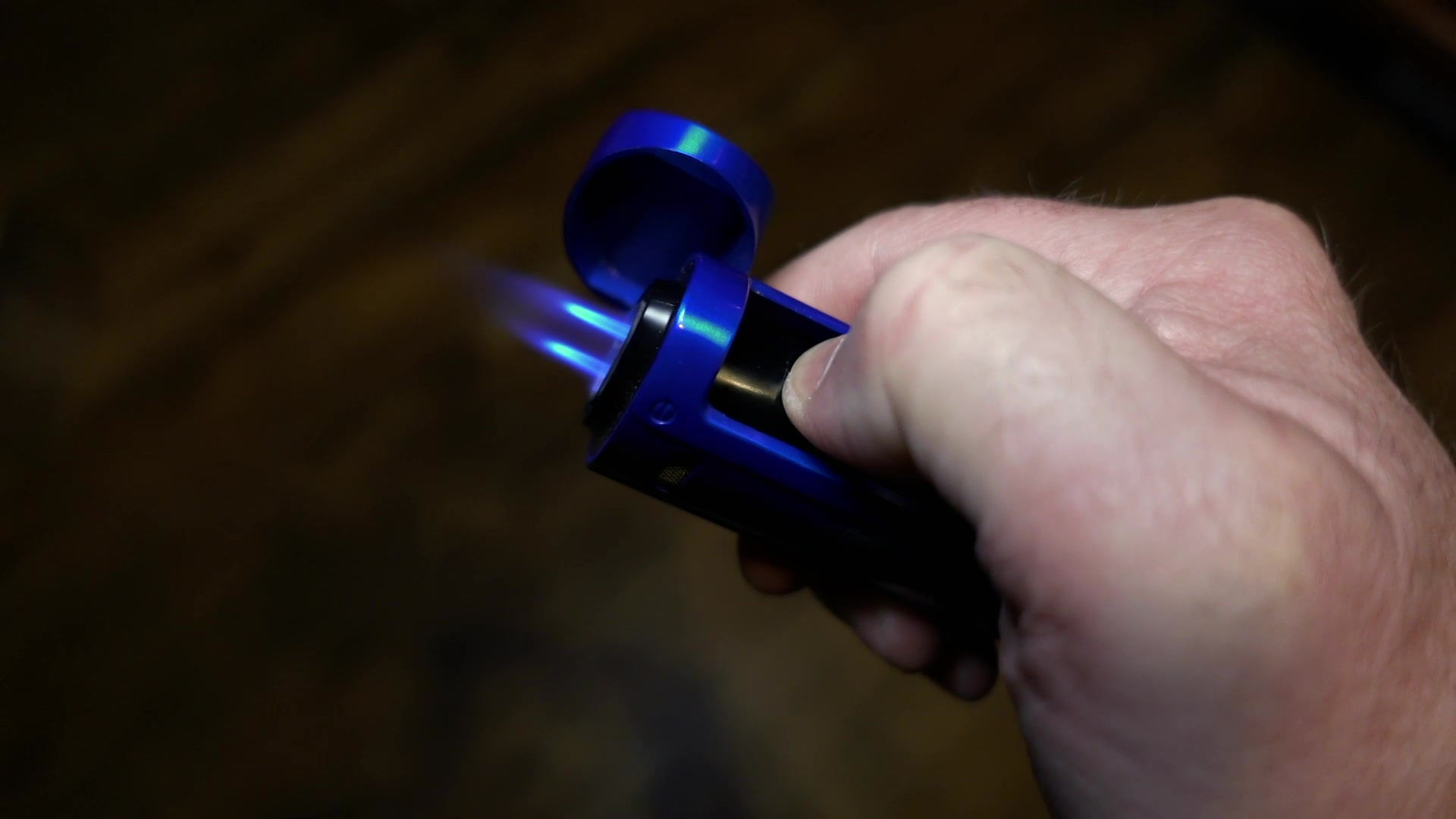 Visol Rhino Quad Flame with Cigar Rest