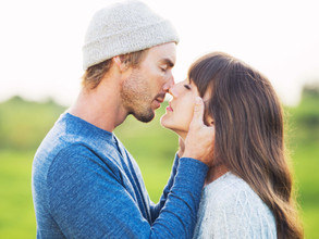 4 Secrets of Happy Couples