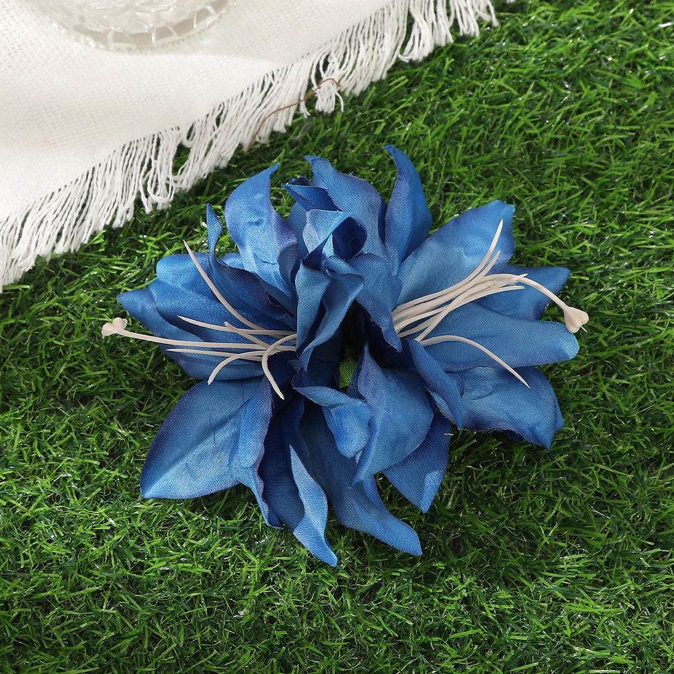 Thumbnail: Away Hawaiian Flower Hair Clip