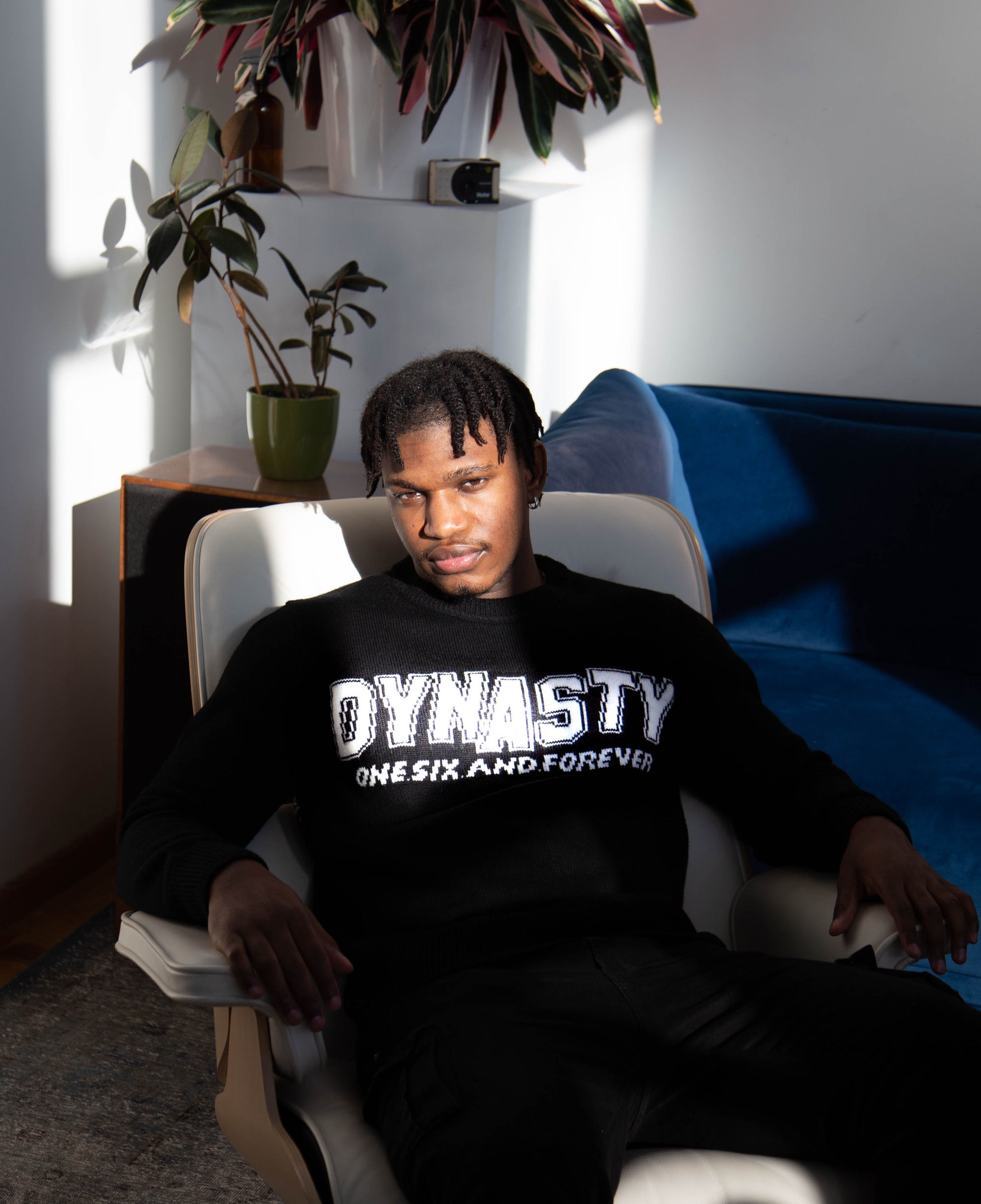 Move Accordingly Knitted Sweater — The Dynasty Continues