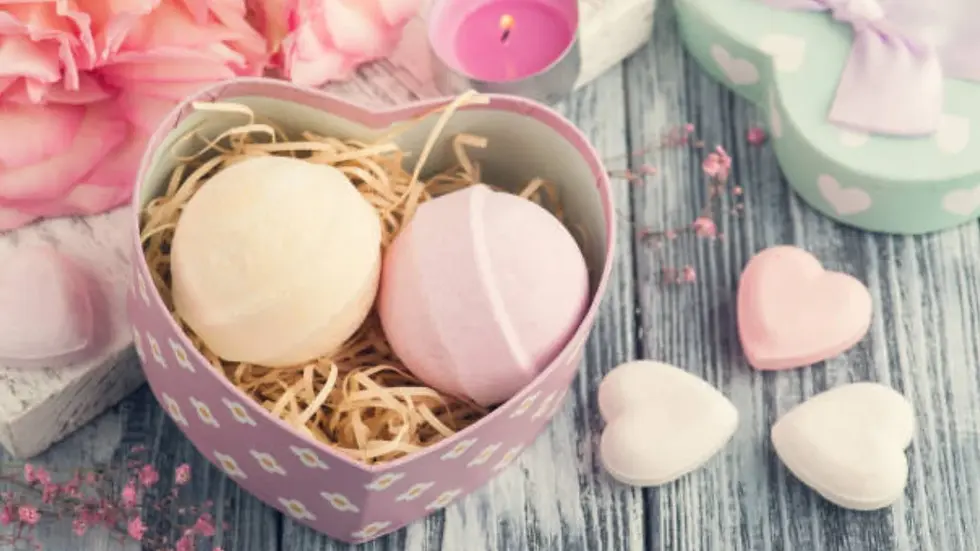 Custom Bath Bomb Boxes
