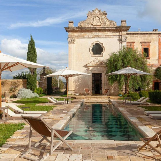 Come la Puglia ha trasformato le masserie in un modello di ospitalità contemporanea