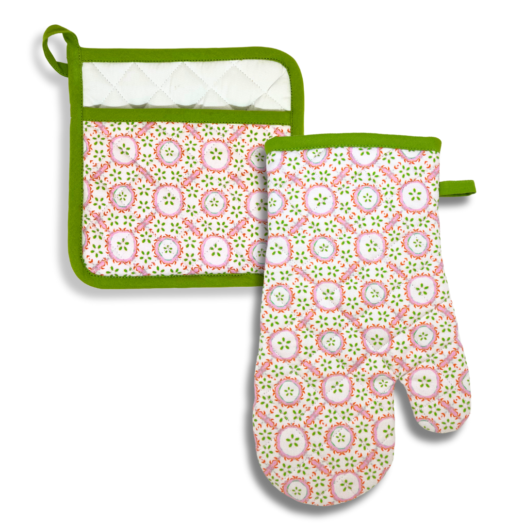 Rosie Oven Mitt and Pot Holder: One Size