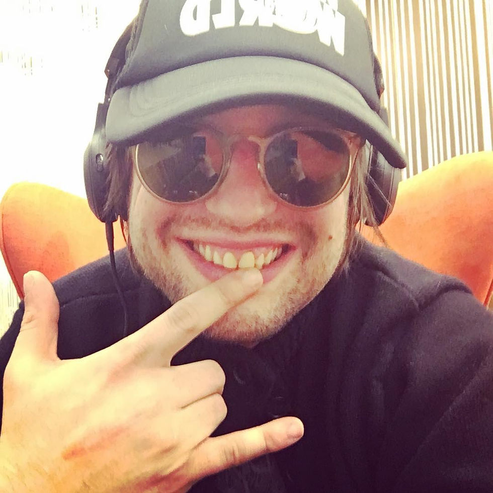 Miniatura: Gorra trucker  negro con diseño de Wayne's World