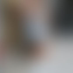 Nostalgjia e sandaleve me platformë na ka kapur të gjithëve në 2022-shin. Po mirë, ku vishen dhe si?