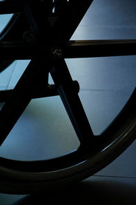 Rolstoel wiel.jpg