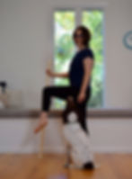 Balance like a Pro - Single Knee Raise