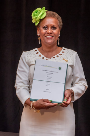 award green flower hat