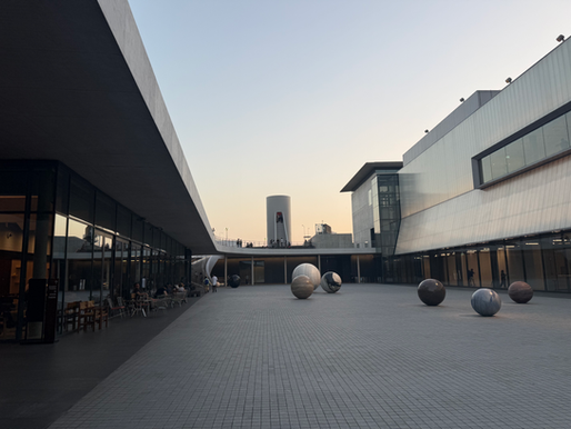 DIB Bangkok courtyard with large spherical sculptures in Sukhumvit 40 contemporary art museum