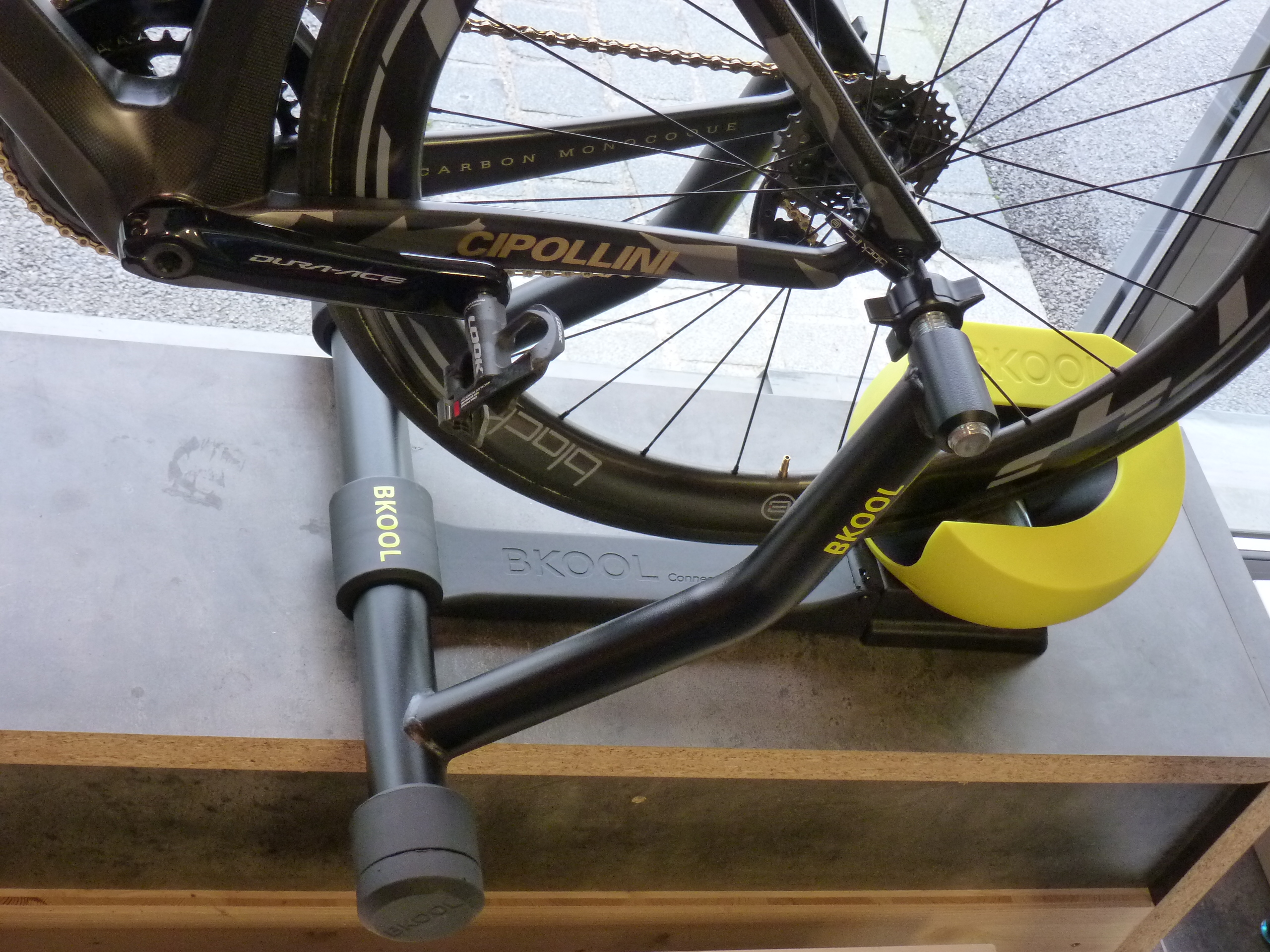 Bkool