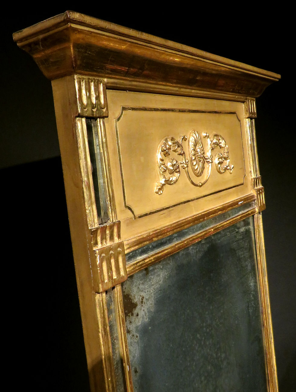 Thumbnail: A Fine Early 19th Century Gustavian Period Giltwood Pier Mirror