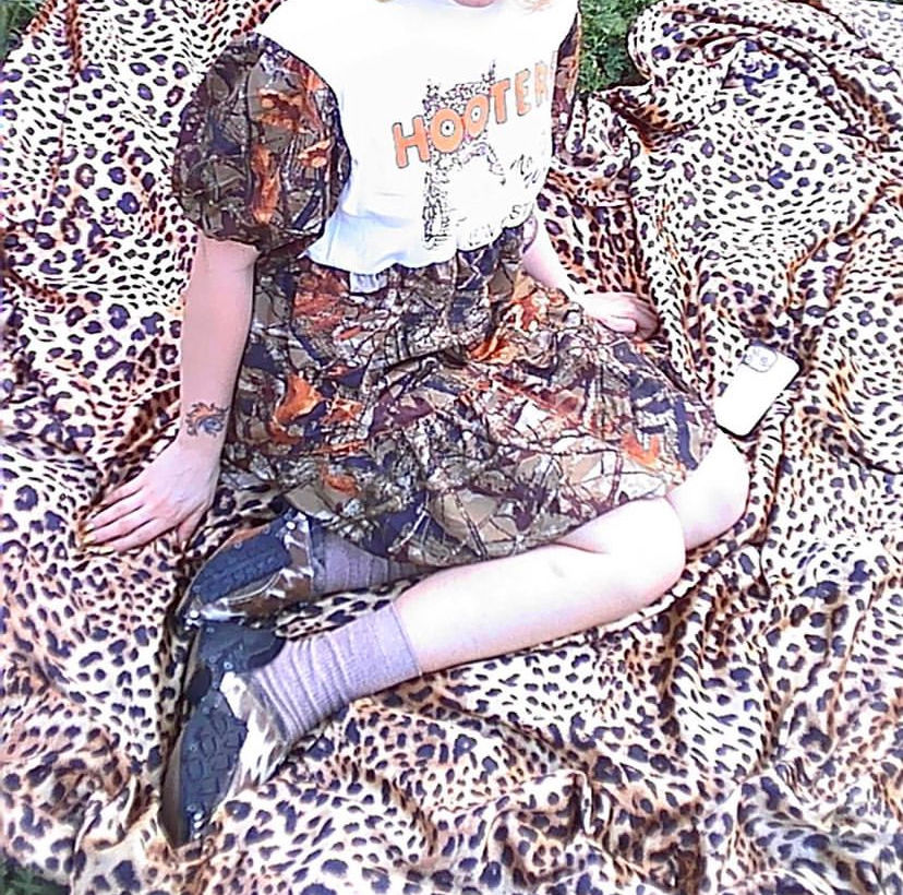Thumbnail: h(o)(o)ters dress