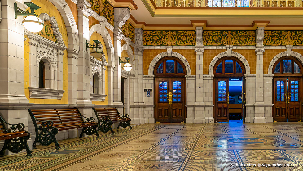 Dunedin; Nabobswims; Dunedin Railway Station