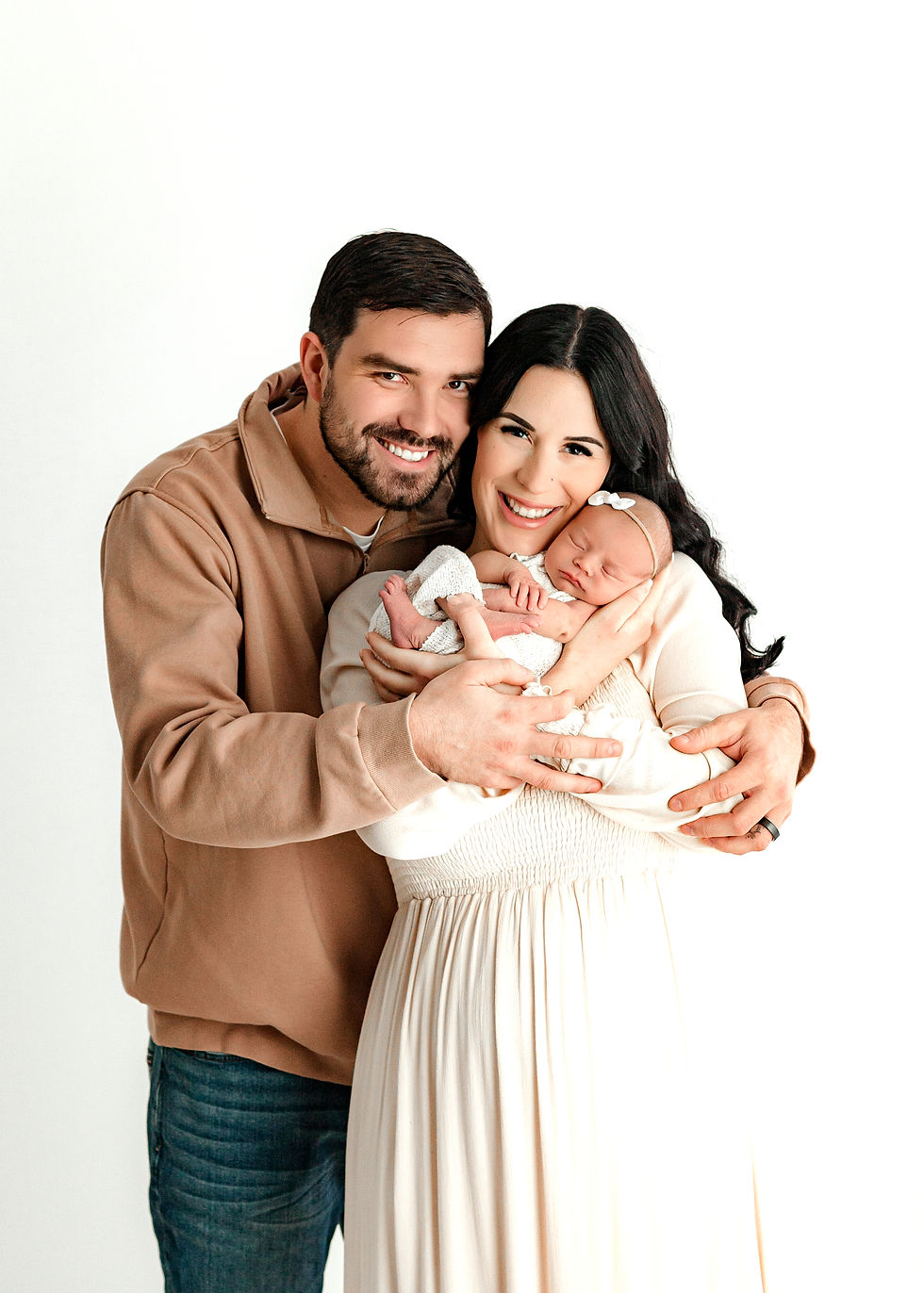 sacramento newborn photography family session soft natural tones