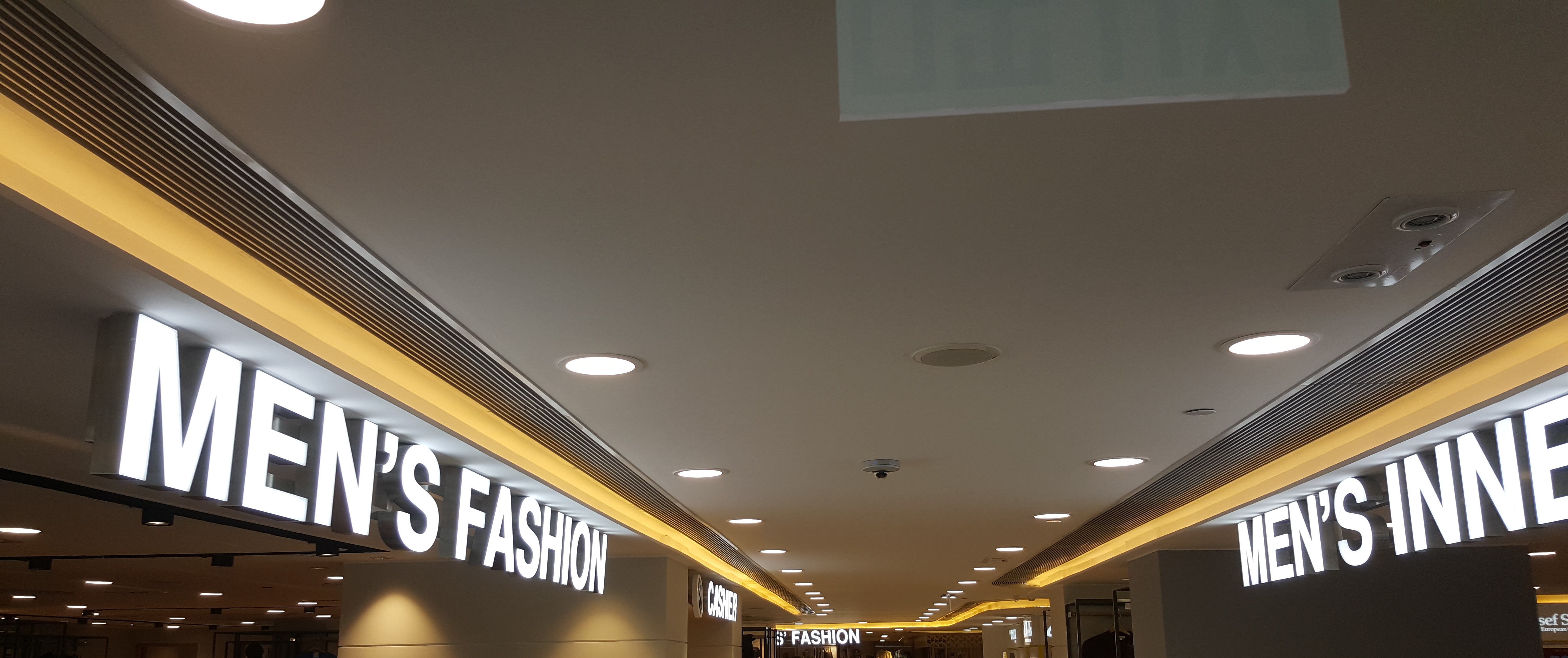Aeon Whampoa Store
