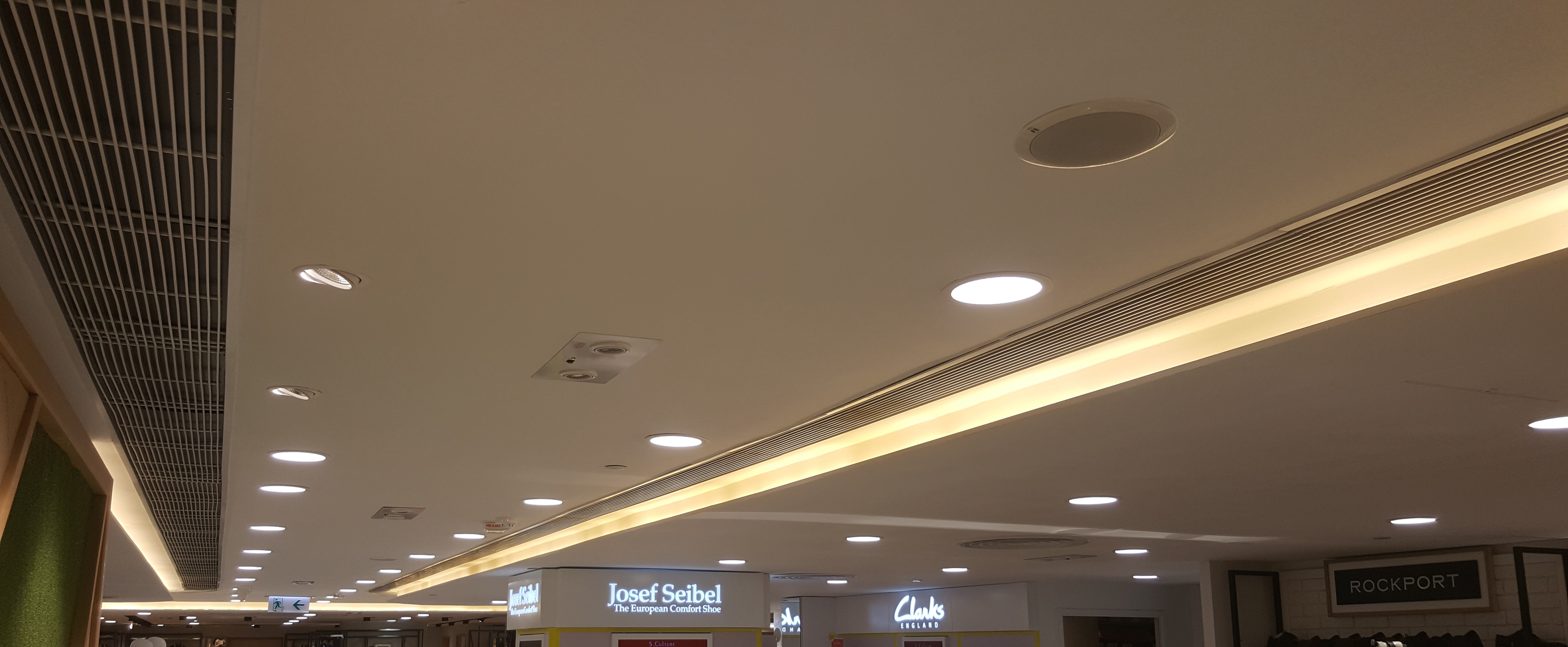 Aeon Whampoa Store