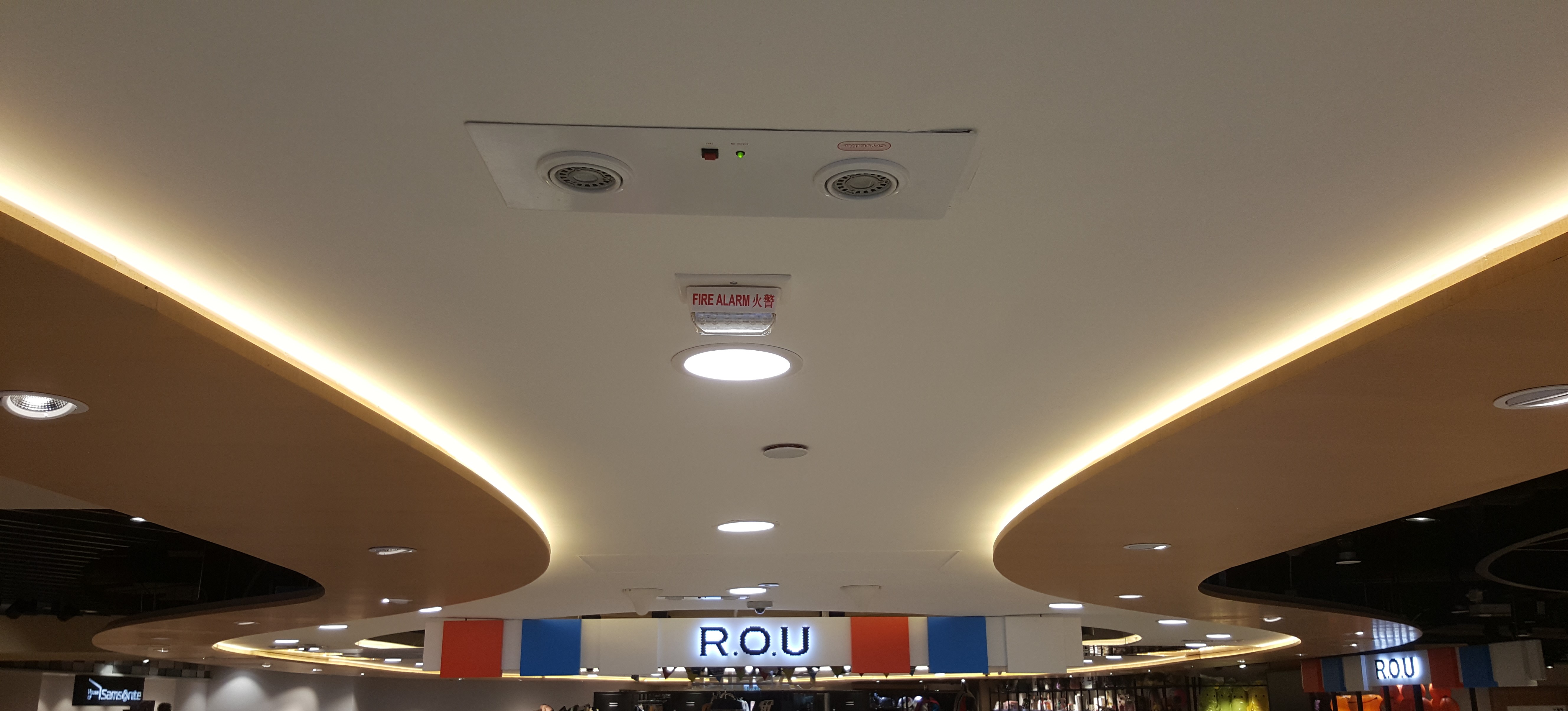 Aeon Whampoa Store