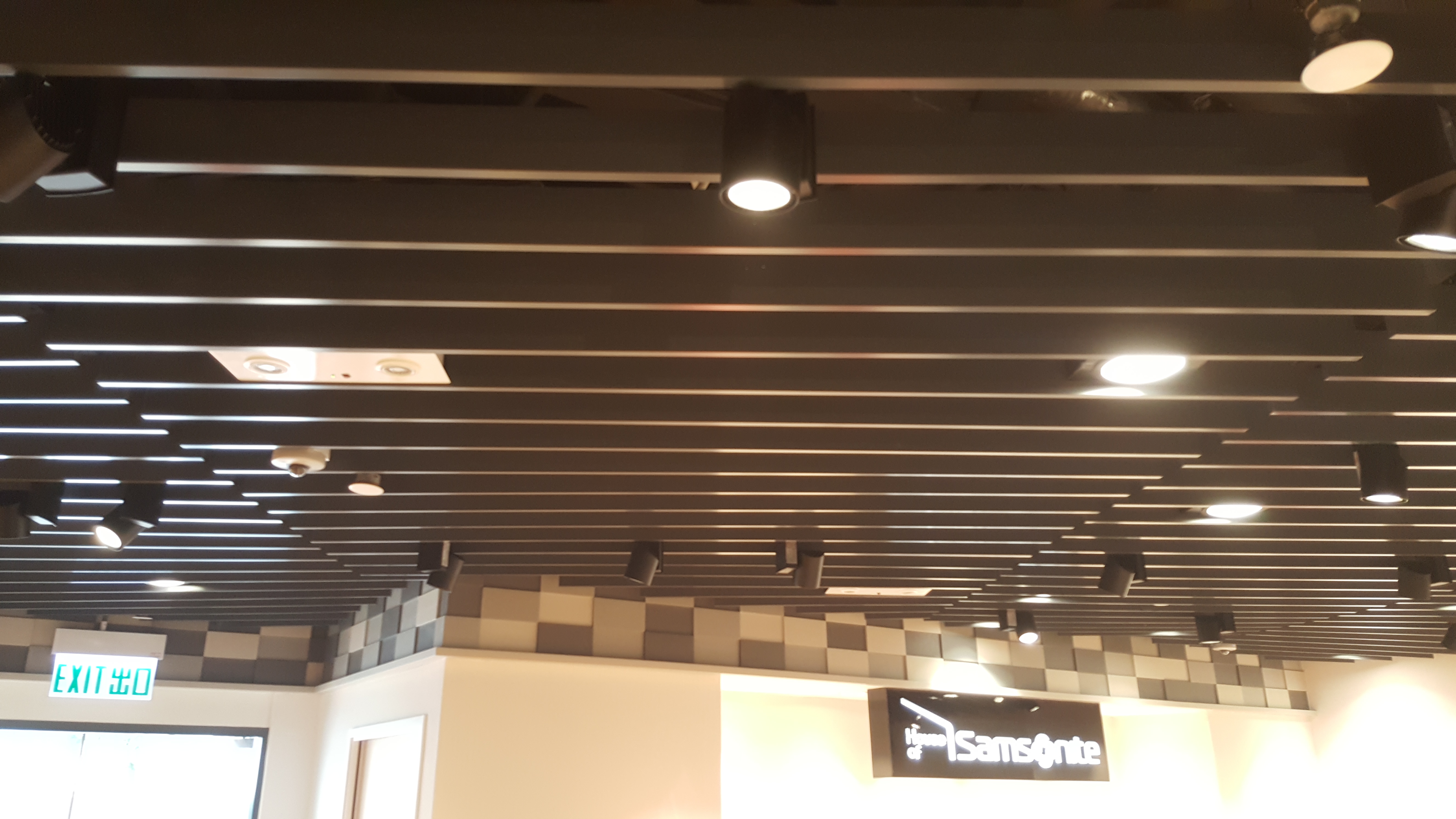 Aeon Whampoa Store