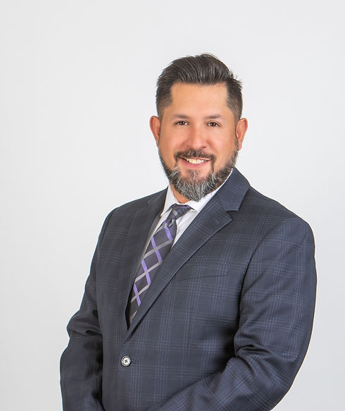 Picture of Camilo Bautista. Broker of The Mint Agency.