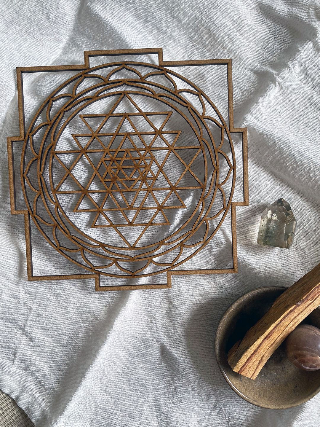 Shri Yantra Holz