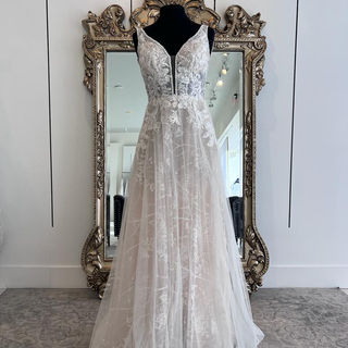 Off The Rack/Bridal Outlet | Abeille Bridal Off The Rack/Bridal Outlet | Abeille Bridal