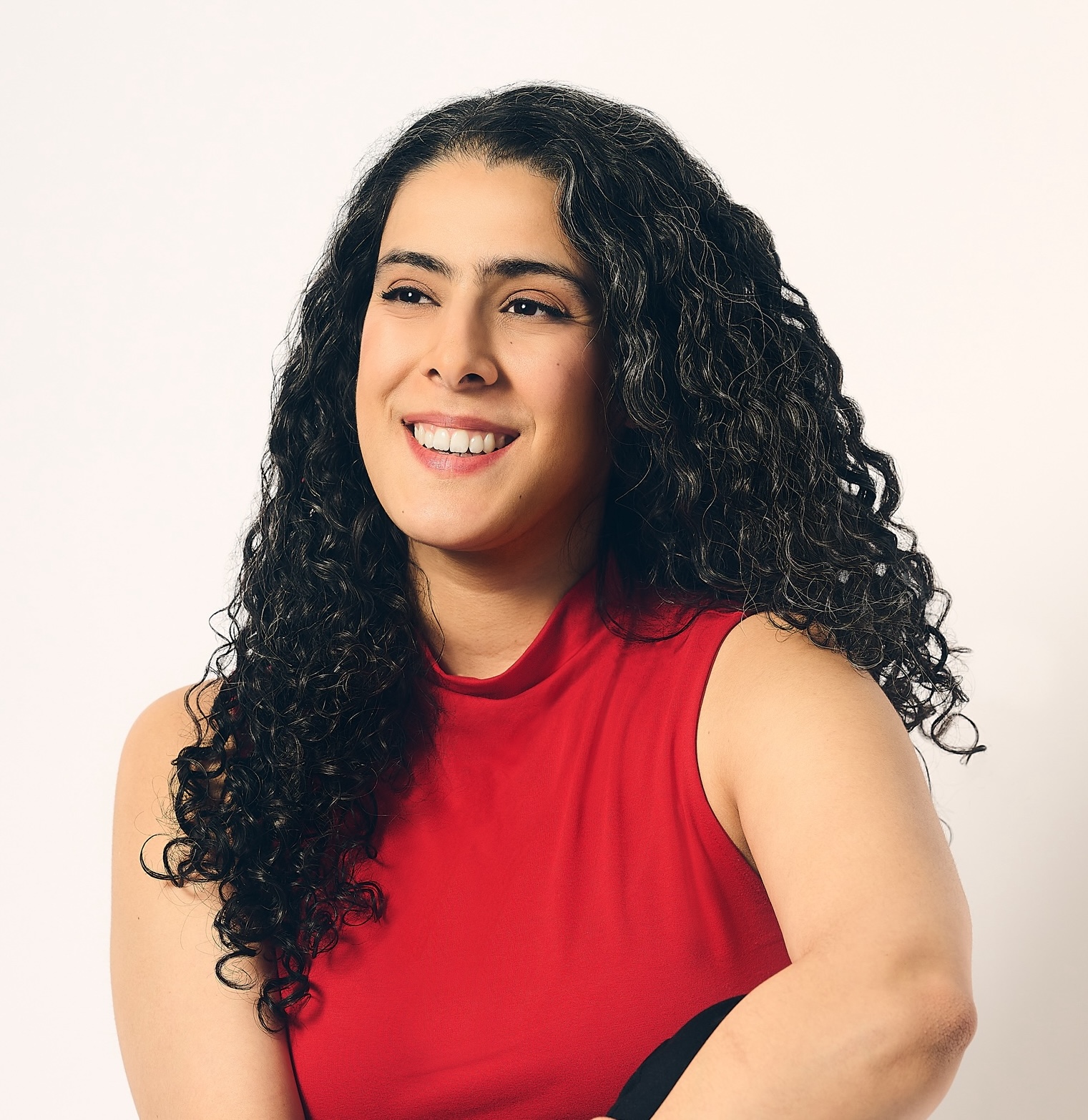 Nickie Shobeiry - Headshot.jpg