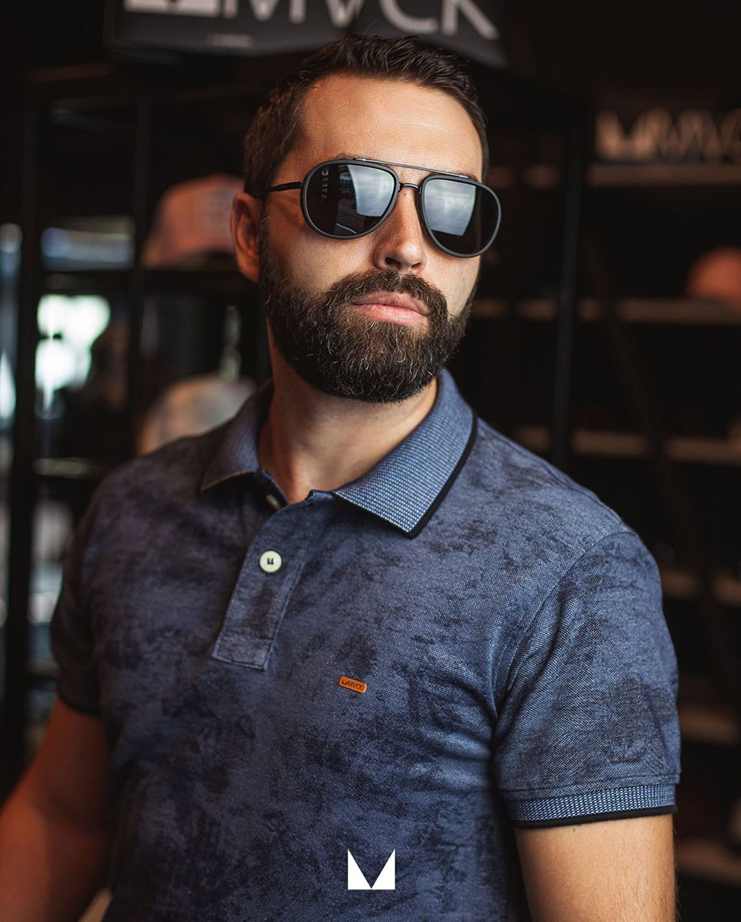 Customized Men's Seamless Polo Shirt, UV Protection Golf Shirt with Laser Cuts