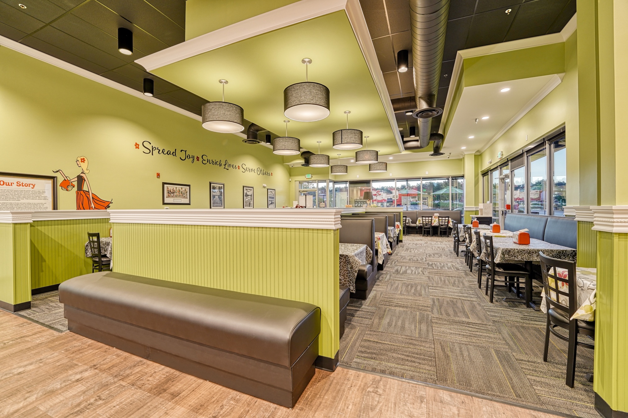 Chicken Salad Chick Aspen Grove completed dining room with pendant and recessed lighting