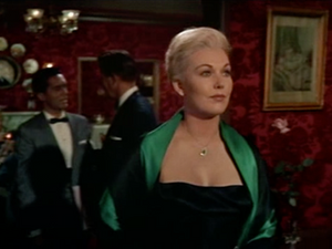 Vertigo (cena de introd. de Madeleine)