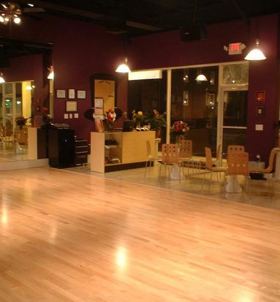STUDIO RENTALS tophatdancestudio