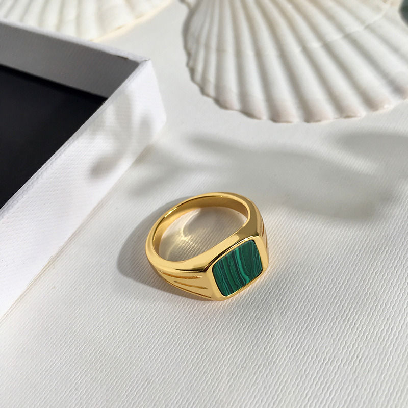 Thumbnail: European And American Retro Fashion Natural Green Peacock Stone Ring
