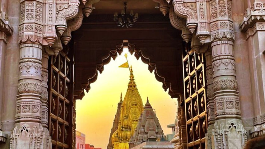 Kashi-Vishwanath-Temple-e1684749902939.jpg