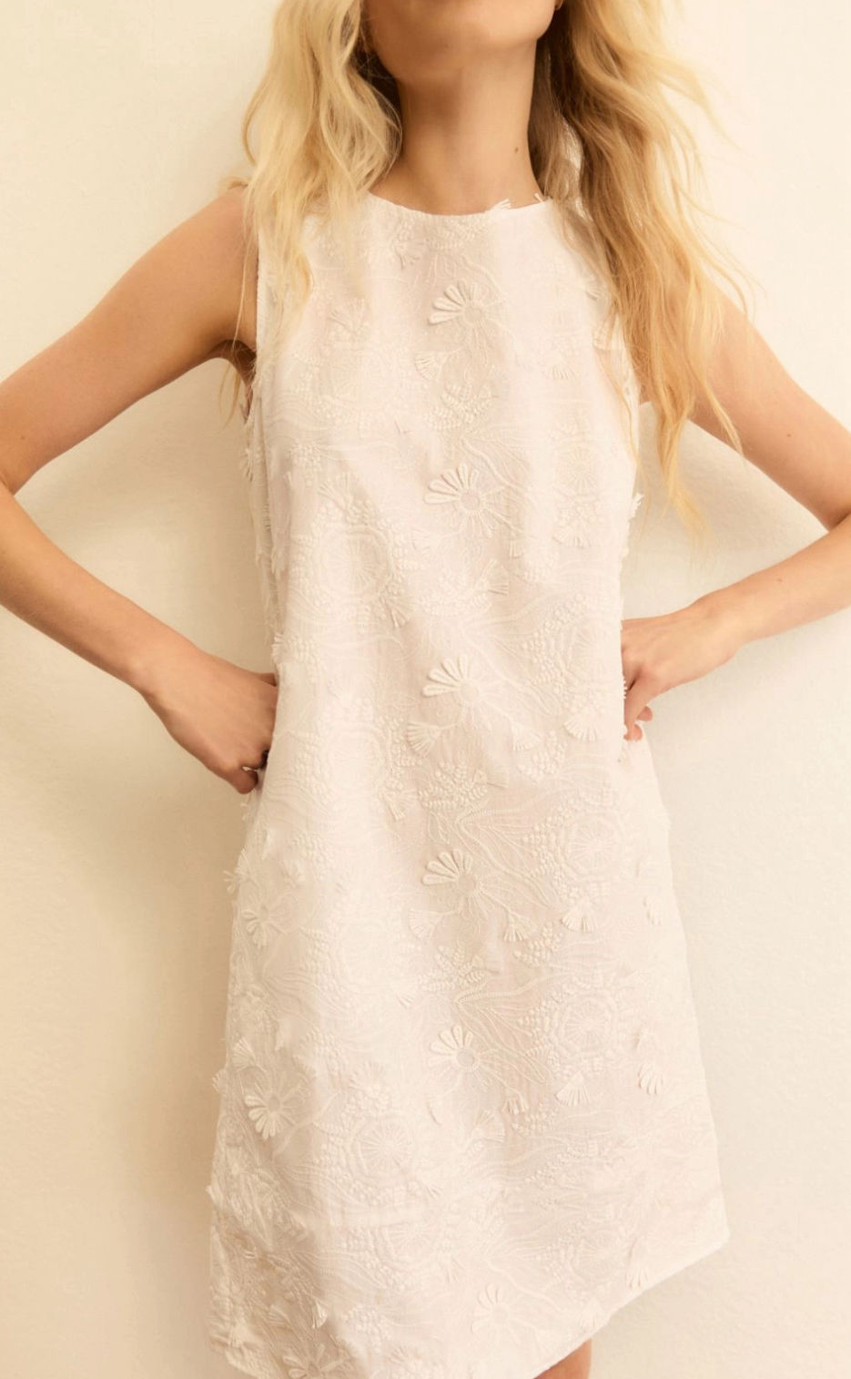 Miniatura: ABITO IN POPELINE RICAMATO - BIANCO