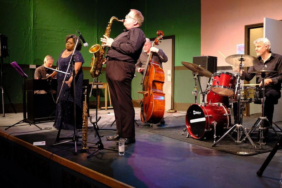 NEWPORT JAZZ CLUB - PIC001