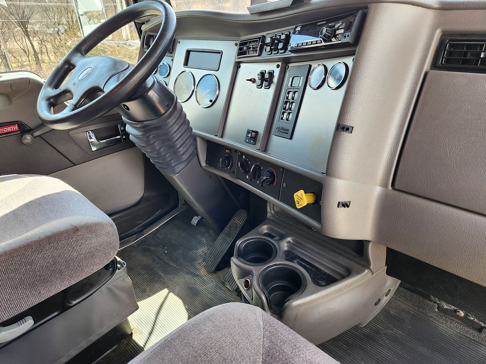 Thumbnail: 2016 KENWORTH T370 BOX TRUCK