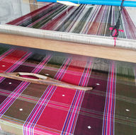 โสร่งไหมบ้าน สีผู้ไท ควบหางกระรอก