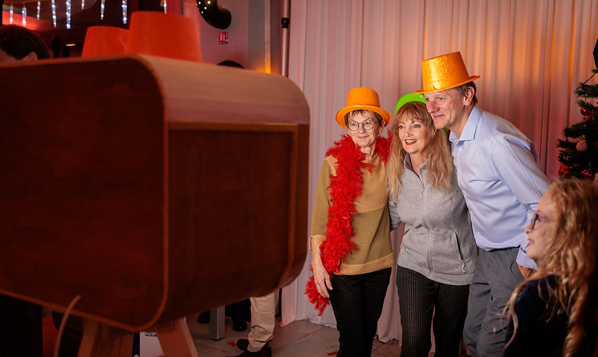 Avec le photobooth, convivialité et bonne humeur sont au rendez-vous