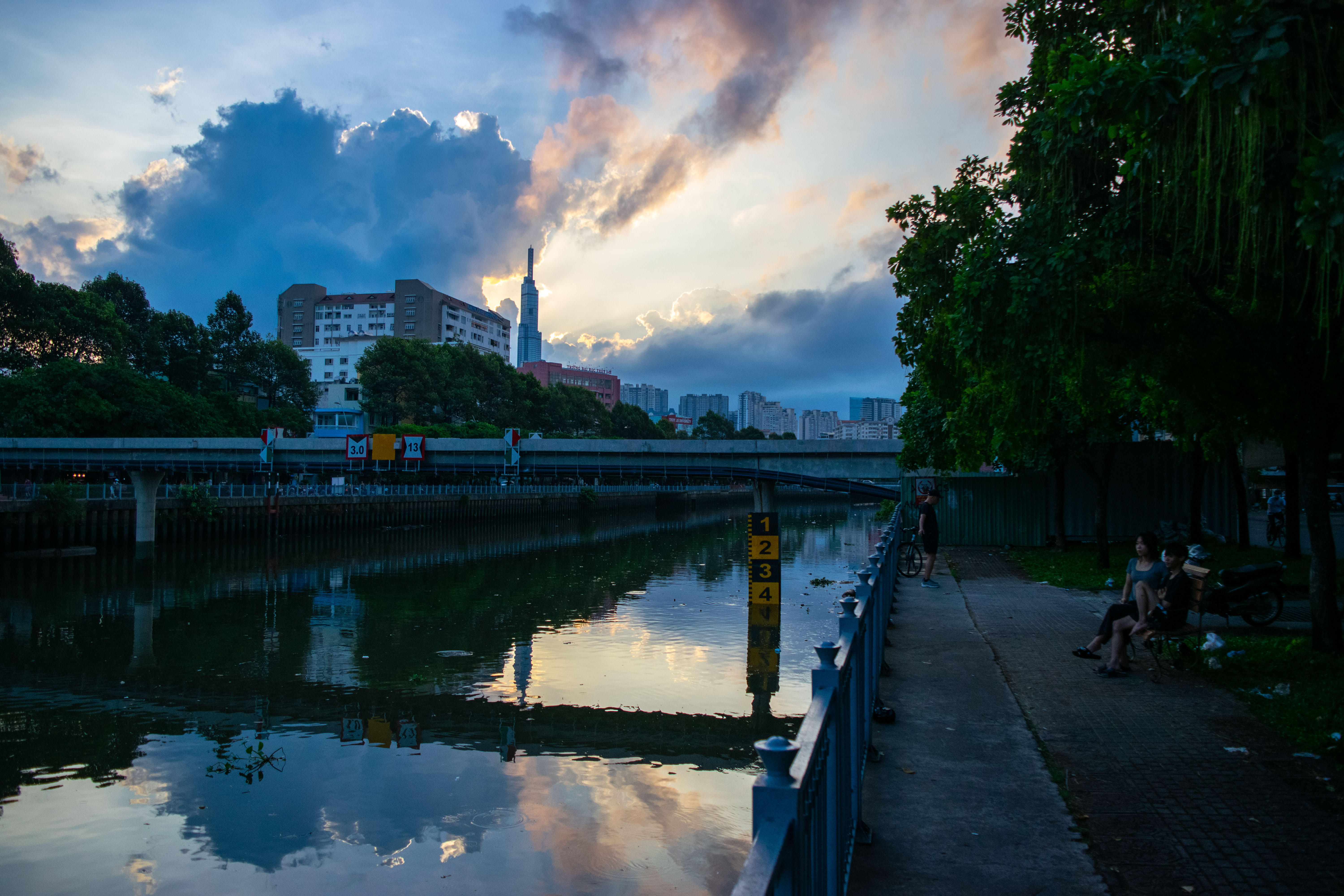 River sunrise · Saigon