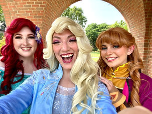 Darling Lane Entertainment cast member selfie