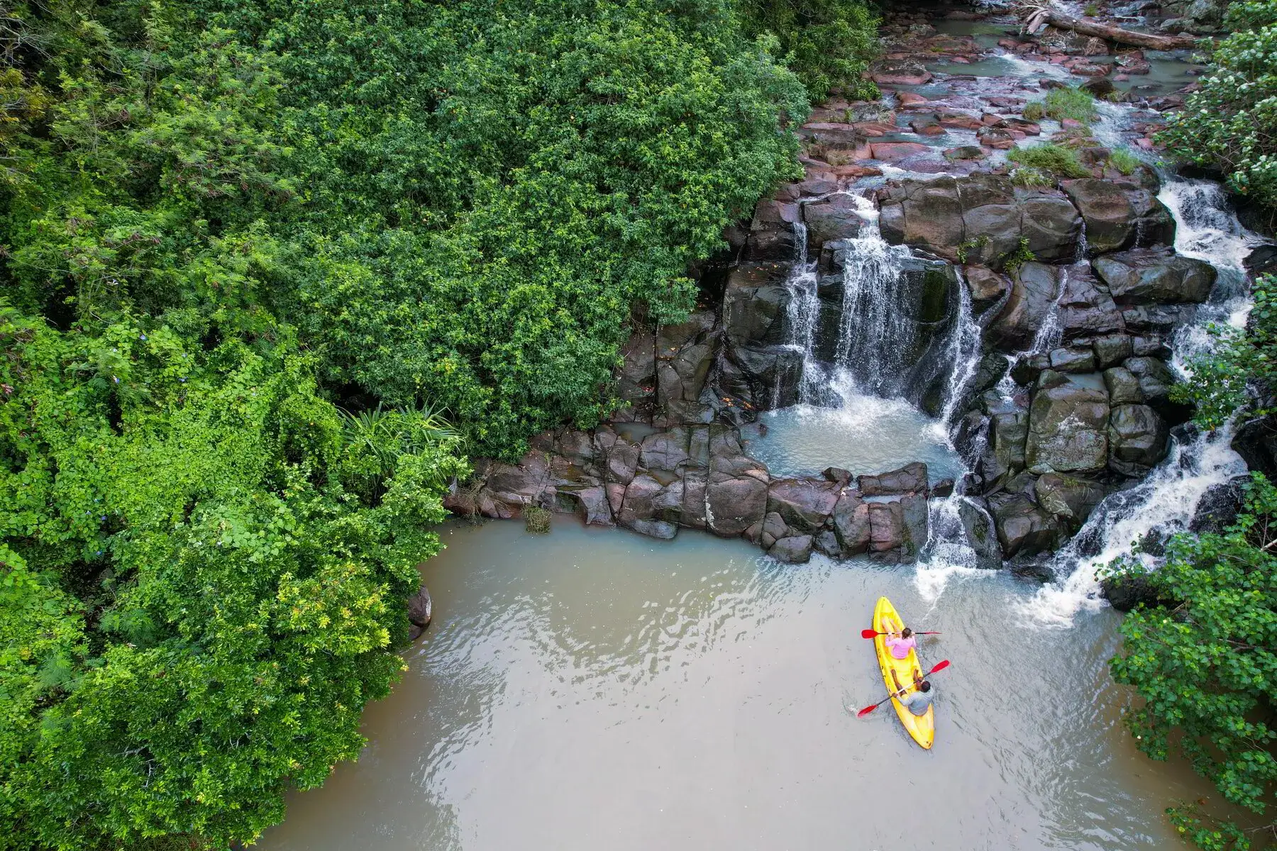 adventure travel fiji