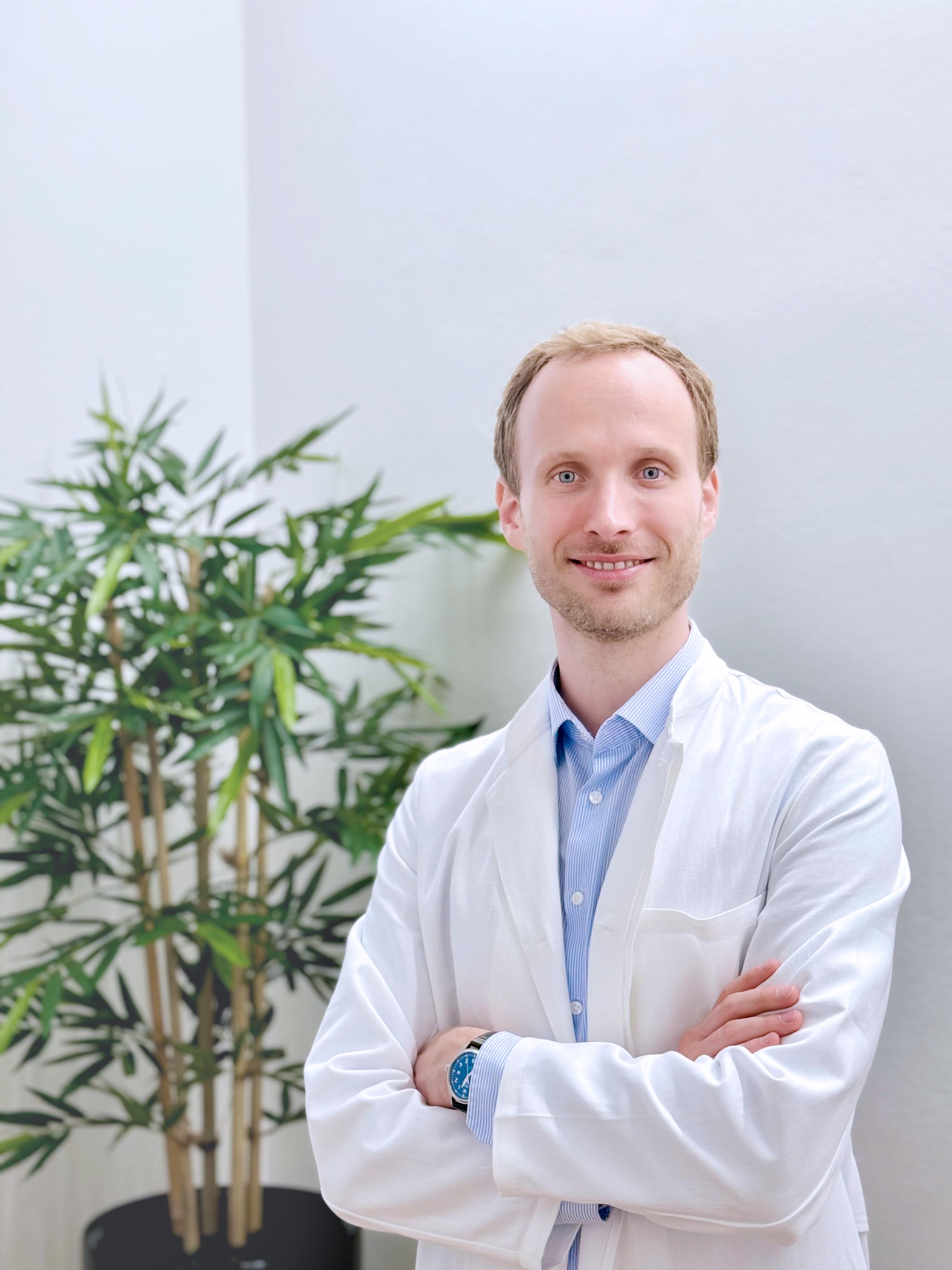 OA Dr. Clemens Bernhart, FEBO