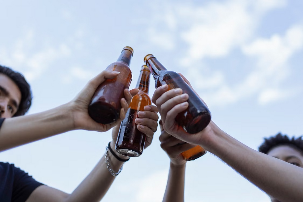 Combate à falsificação de bebidas: como a autenticação de produtos salva vidas e protege marcas