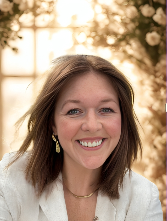 Kim Petrie Celebrant smiling.